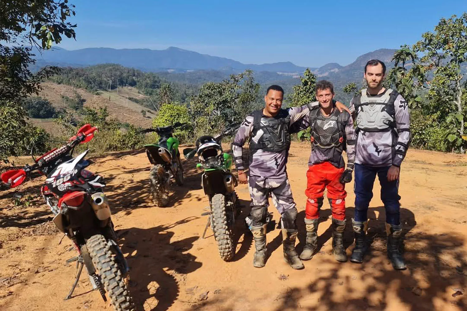 Pai Jungle Enduro + Mae Hong Son Loop 1864 Curves