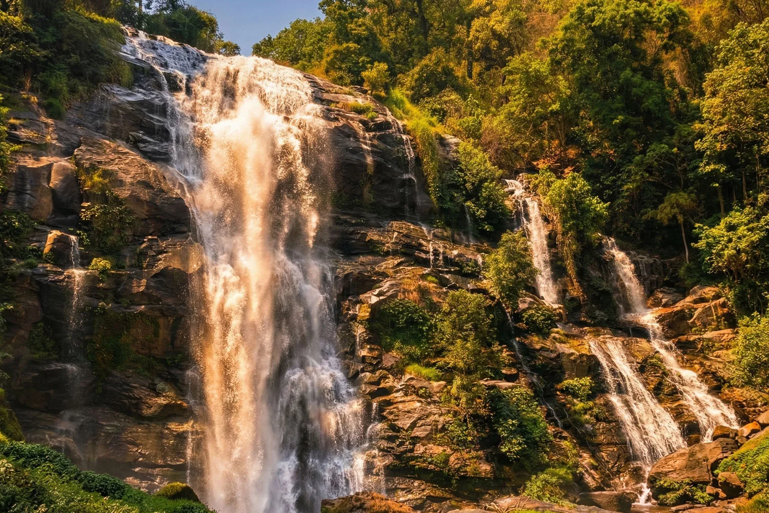 Wild Elephants Encounters – Ride, Swim & Rafting – Mae Hong Son Loop 1864 Curves